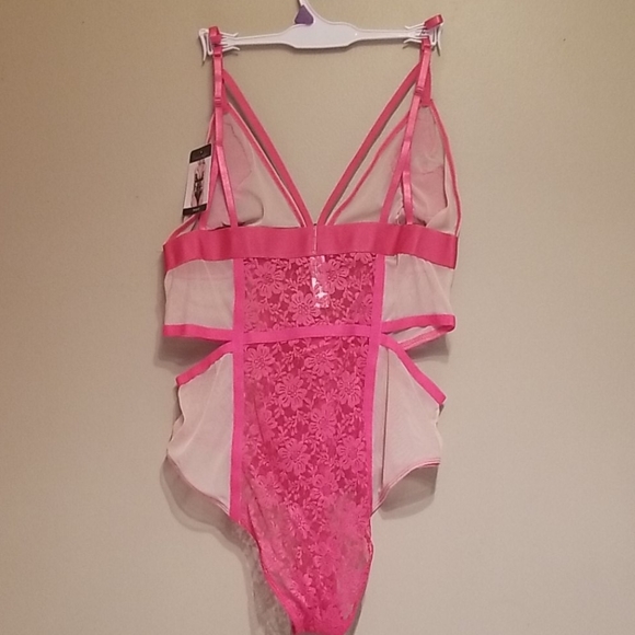 🆕️Medium French Affair Fuschia/nude bodysuit - Picture 12 of 12